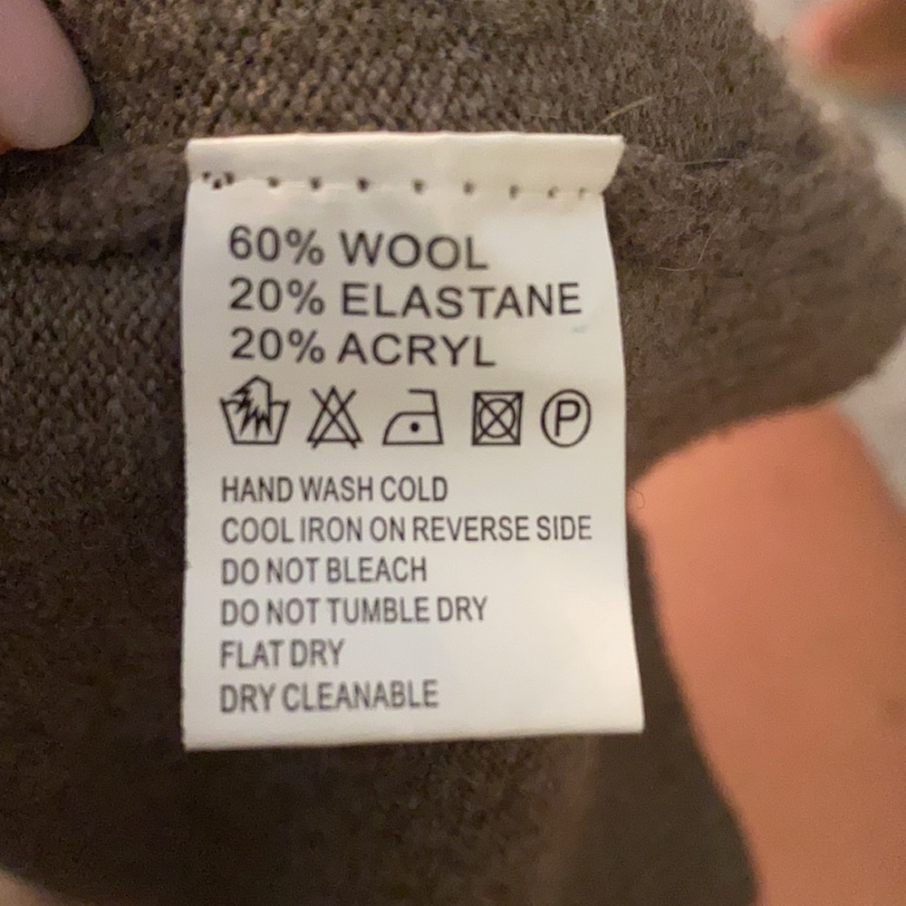 Wool sweater - Picture 3 of 3